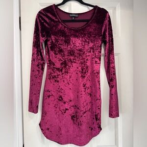 Derek Heart Velvet Long Sleeve Tunic Dress in Deep Magenta